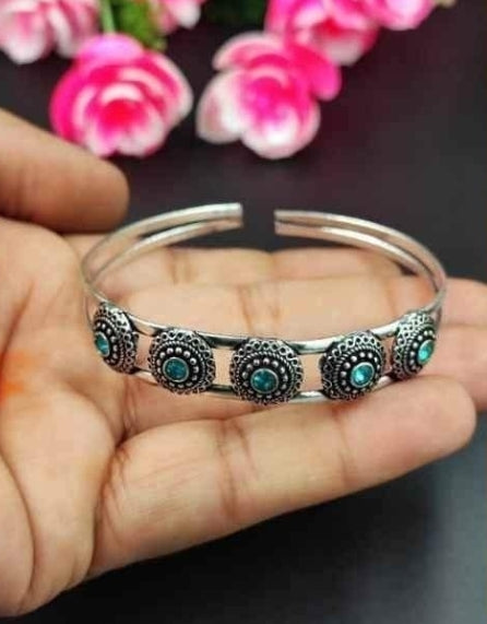 Oxidized Adjustable Multicolor Bracelet