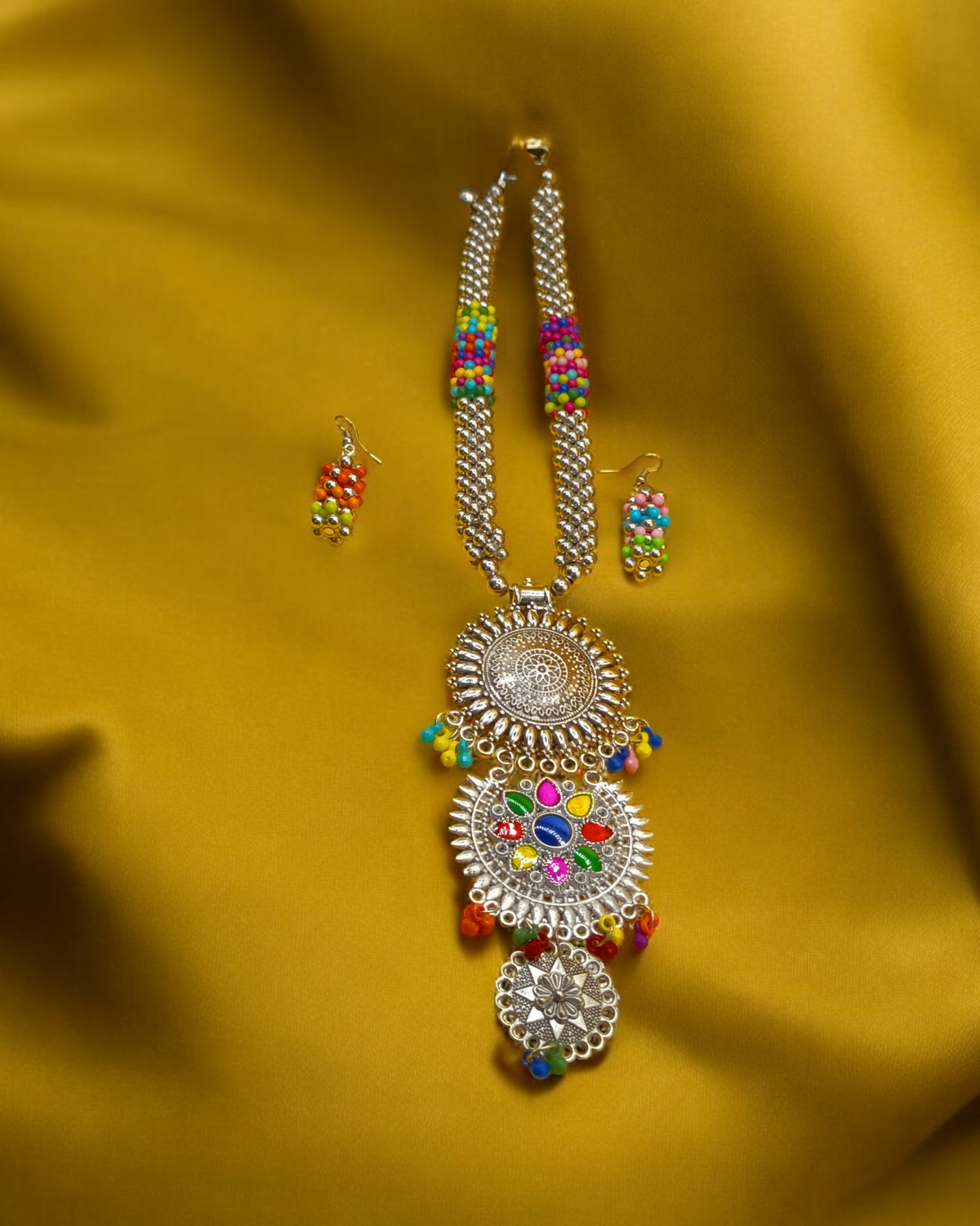 Multicolor Pearl Oxidized Necklace & Earrings