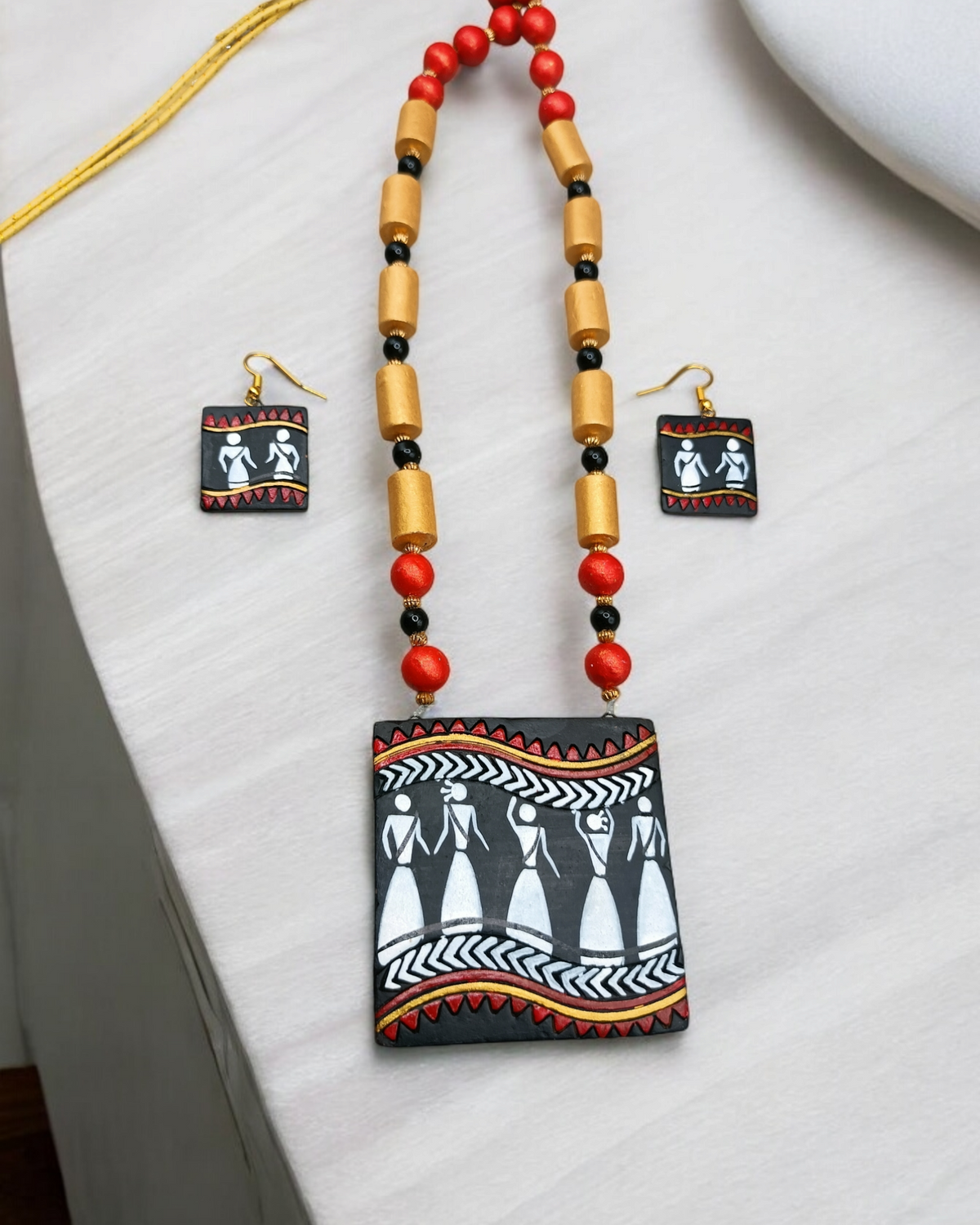Hand-Painted Terracotta Necklace Set with Adjustable Cotton Tassel