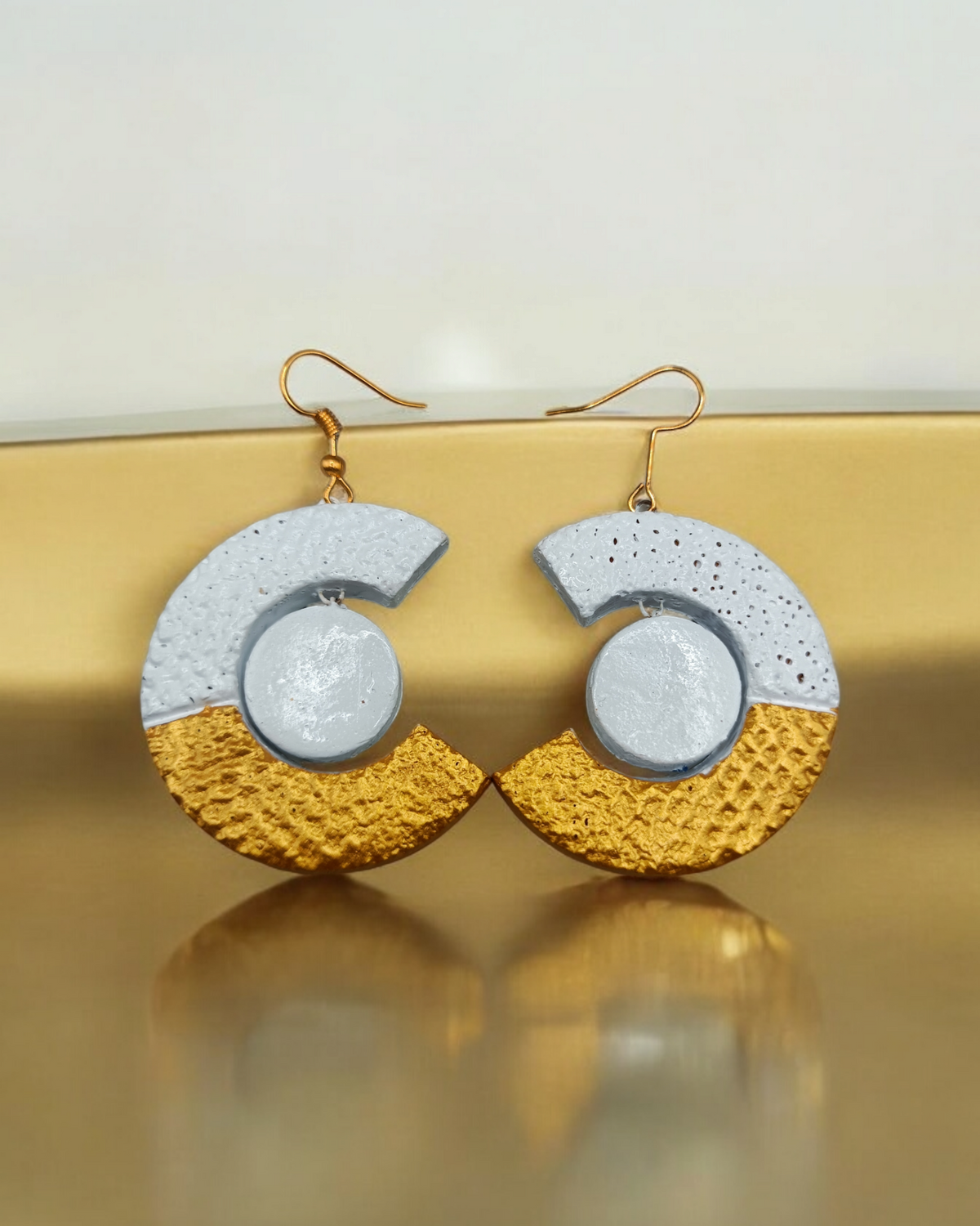 Beautiful Round Terracotta Earrings Multicolor